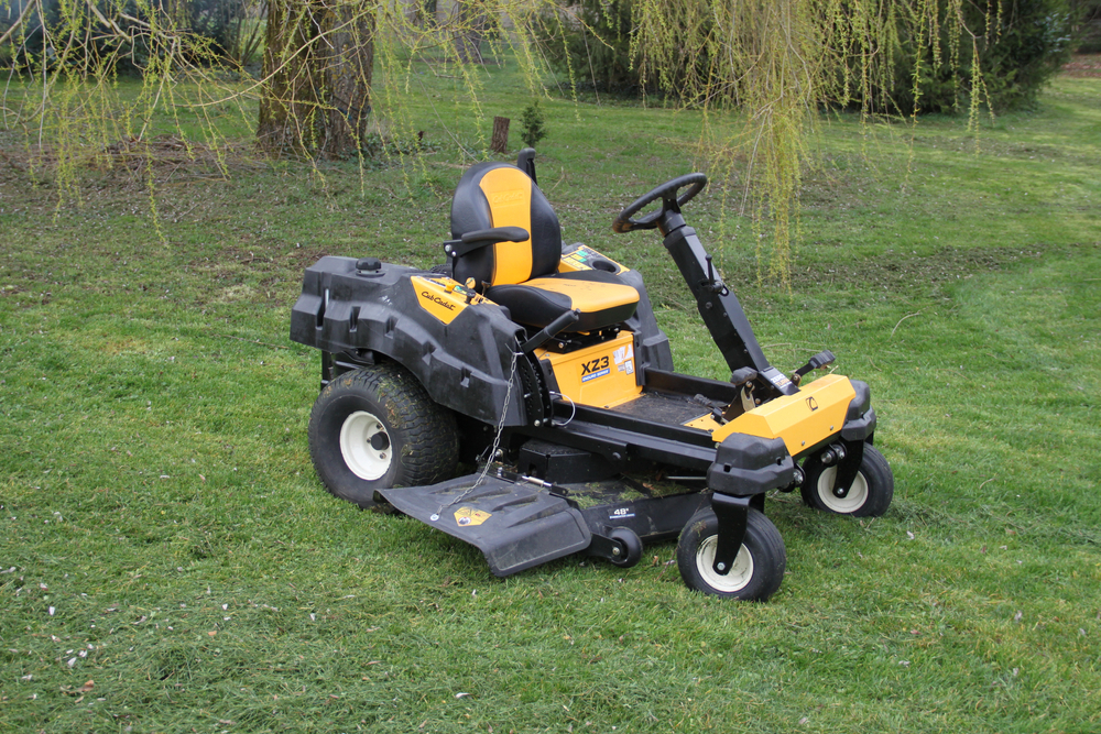 10 Best Commercial Zero Turn Mowers! [2023 Reviews]